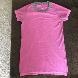 Lululemon short sleeve tee